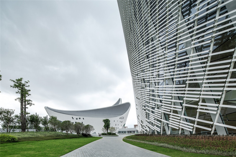 福州海峡文化艺术中心——现代主义建筑的茉莉花语-12