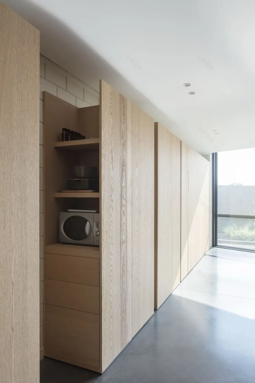 摩尔斯别墅的现代对话-20