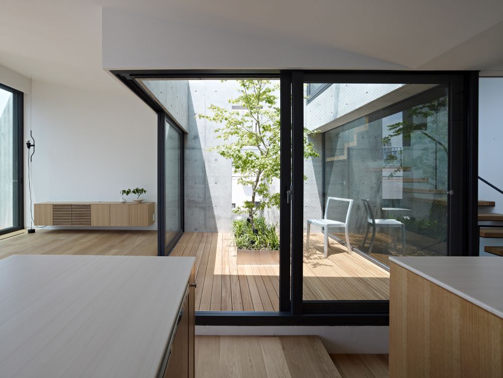 Modern Japanese House Designs: Cutting Edge Architecture from Japan-15