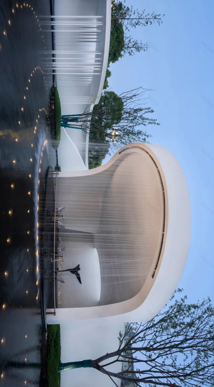 领地悦府 | 红蓝对决的景观艺术-48