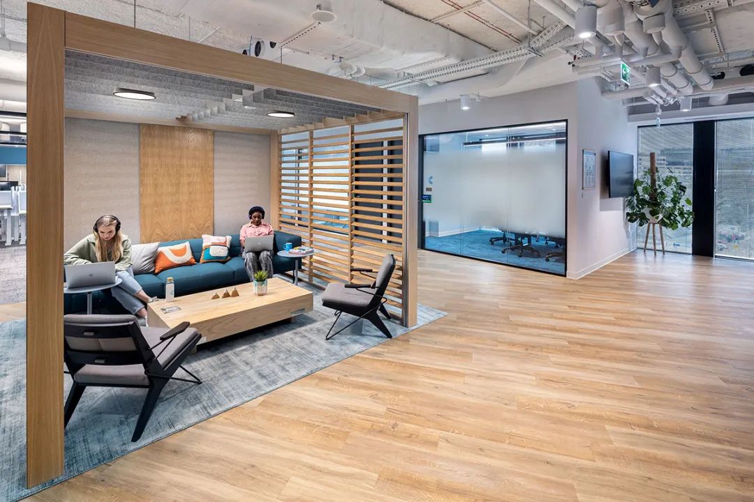 波兰华沙Snowflake办公室丨Massive Design-24