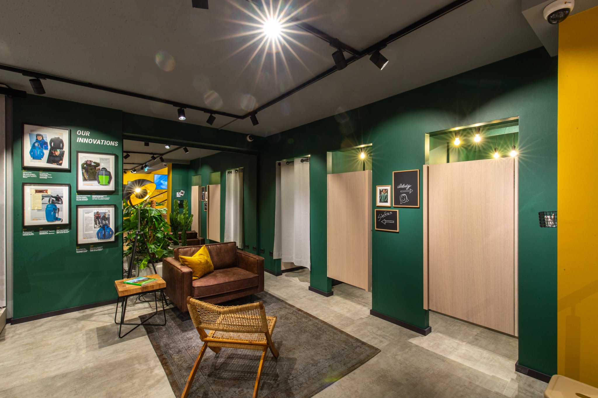 Jack Wolfskin 新店设计 | 环保可持续的都市风格-15