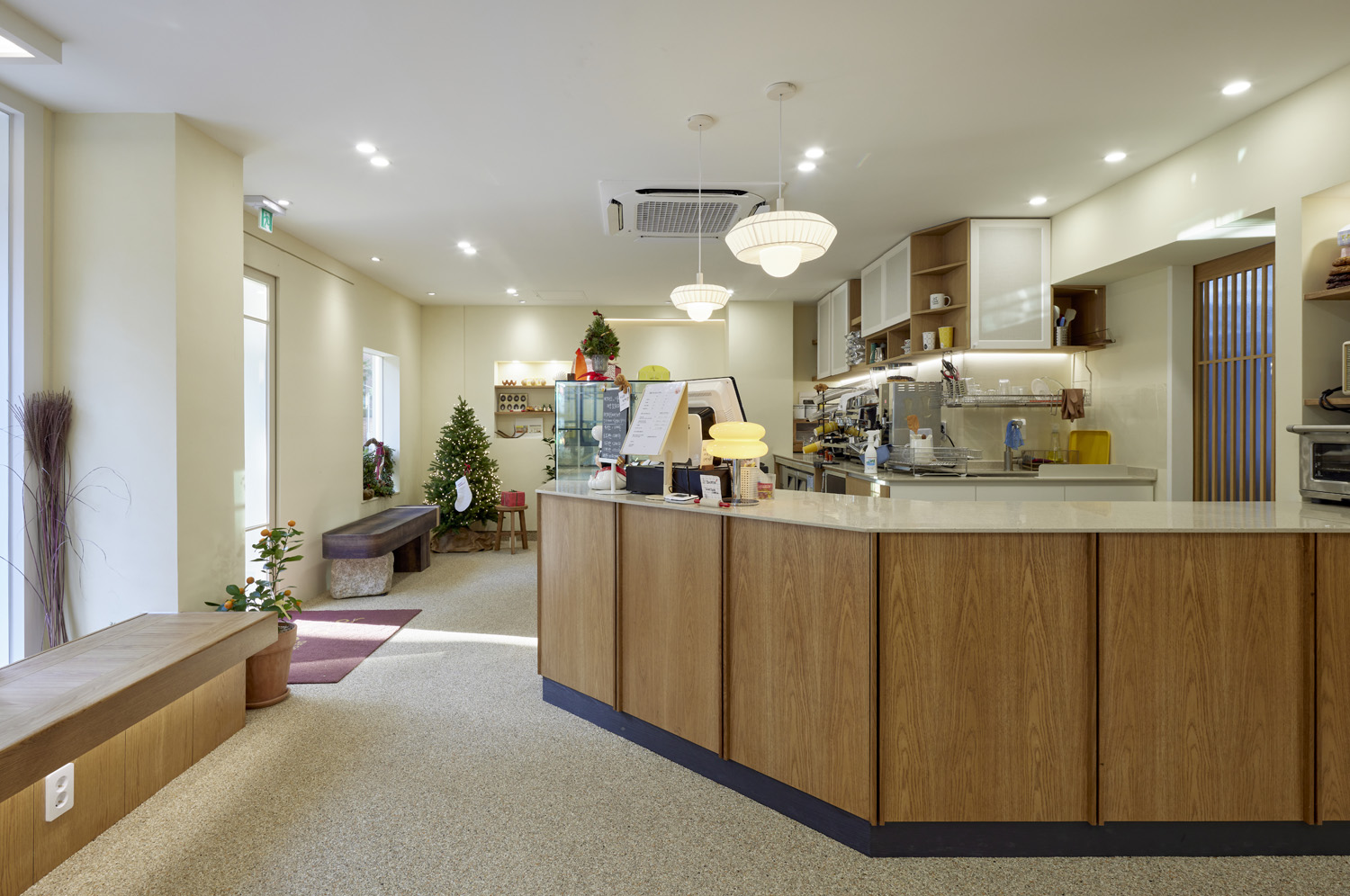 45 平米温馨韩式咖啡厅，打造轻松氛围-6