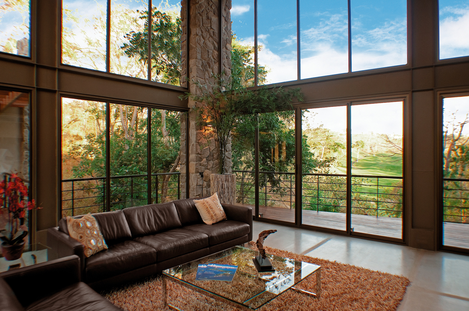 哥斯达黎加自然风光中的现代树屋-23