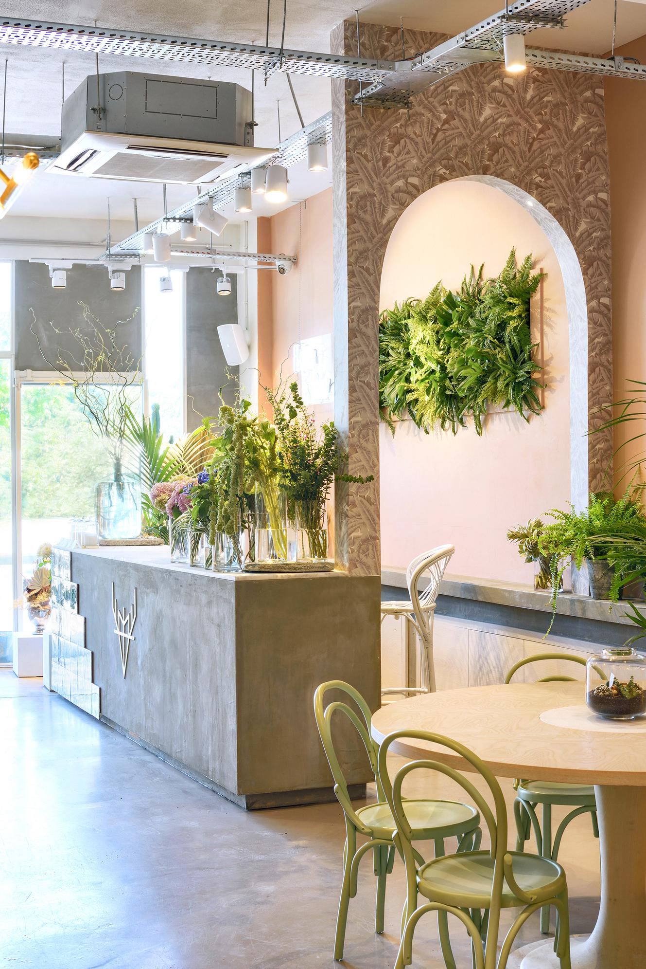 MISK ARTISAN FLORAL CAFE-5