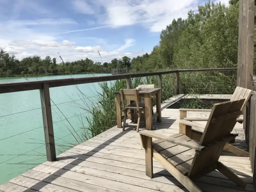 "湖畔木屋 | 与自然共生的设计师度假胜地"-7