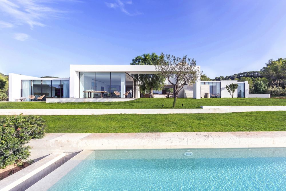 英国 Ibiza 之家 | Isabelle Stanislas-7