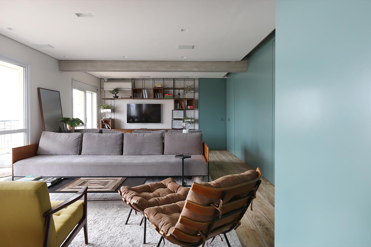 巴西 SP 公寓 | 蓝色调的木质魅力-5
