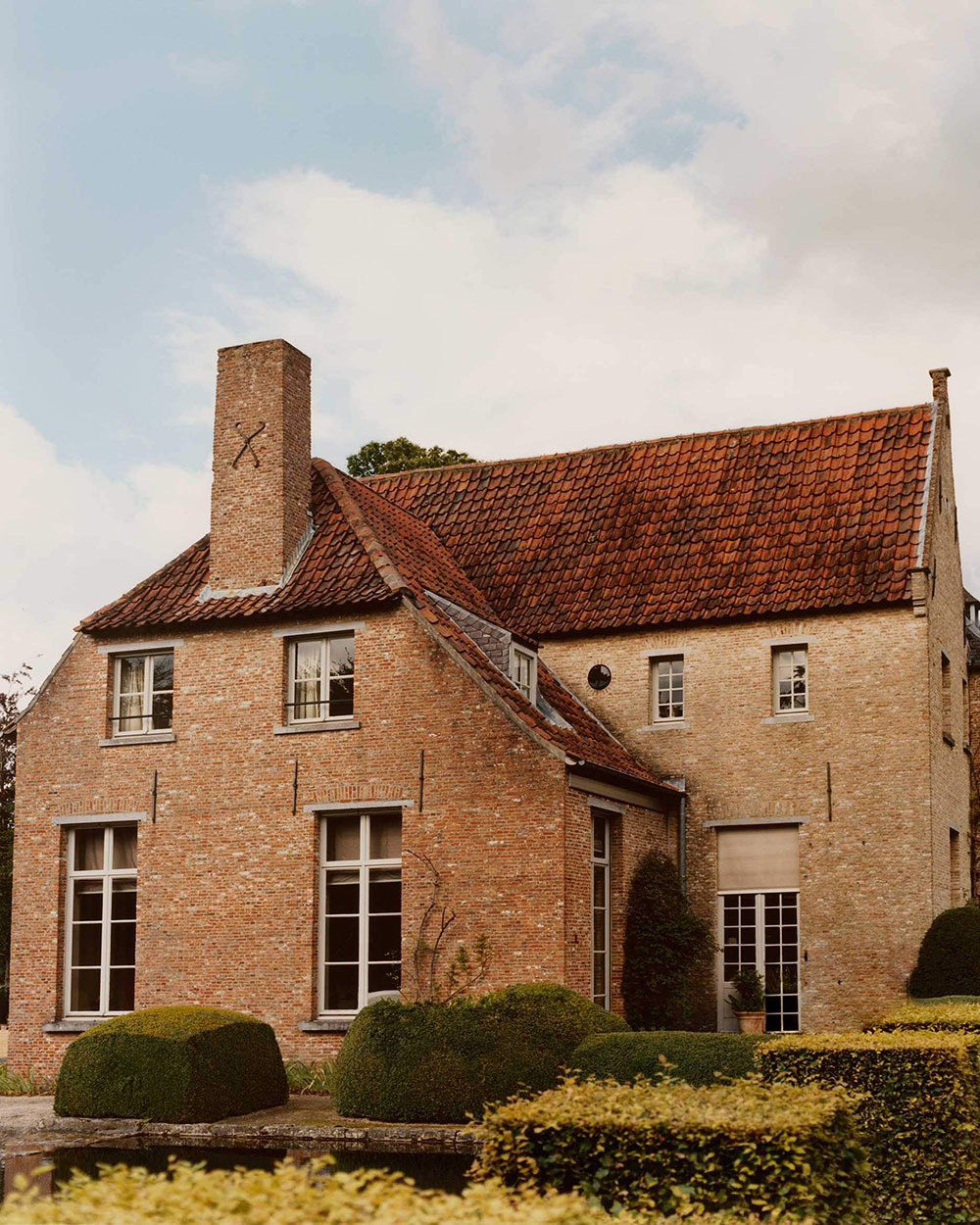 自然之色 | 比利时 Zara Home 的石屋设计-3