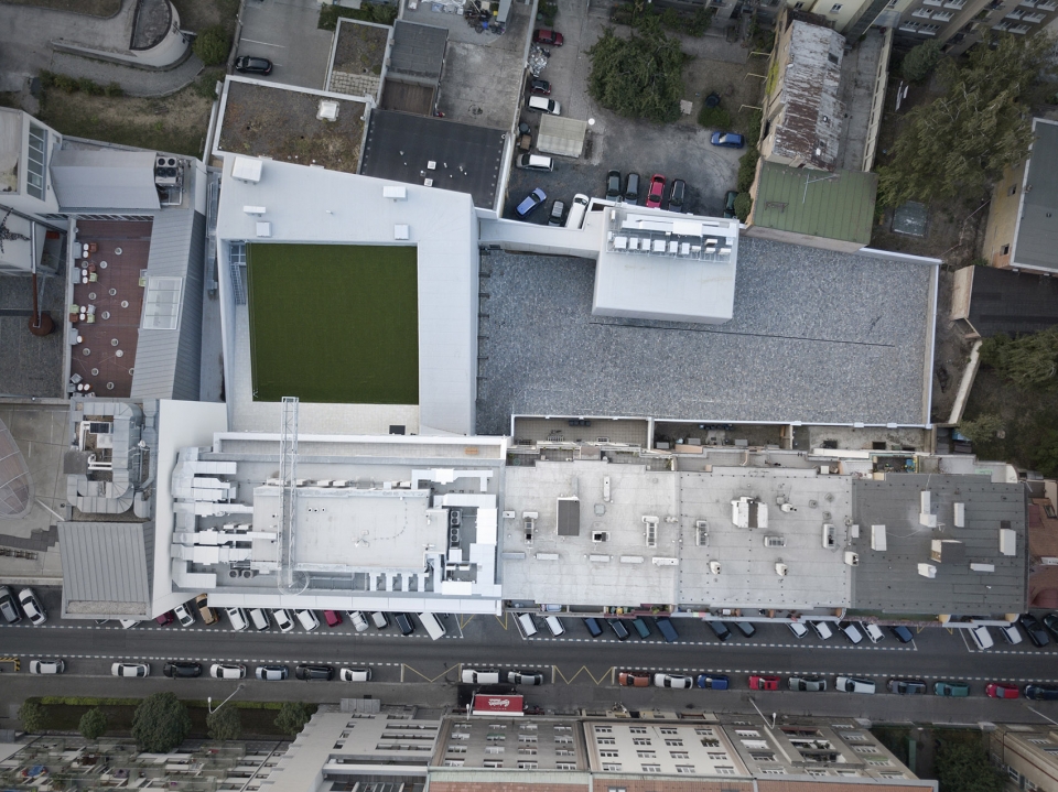 DOX+当代艺术中心-3