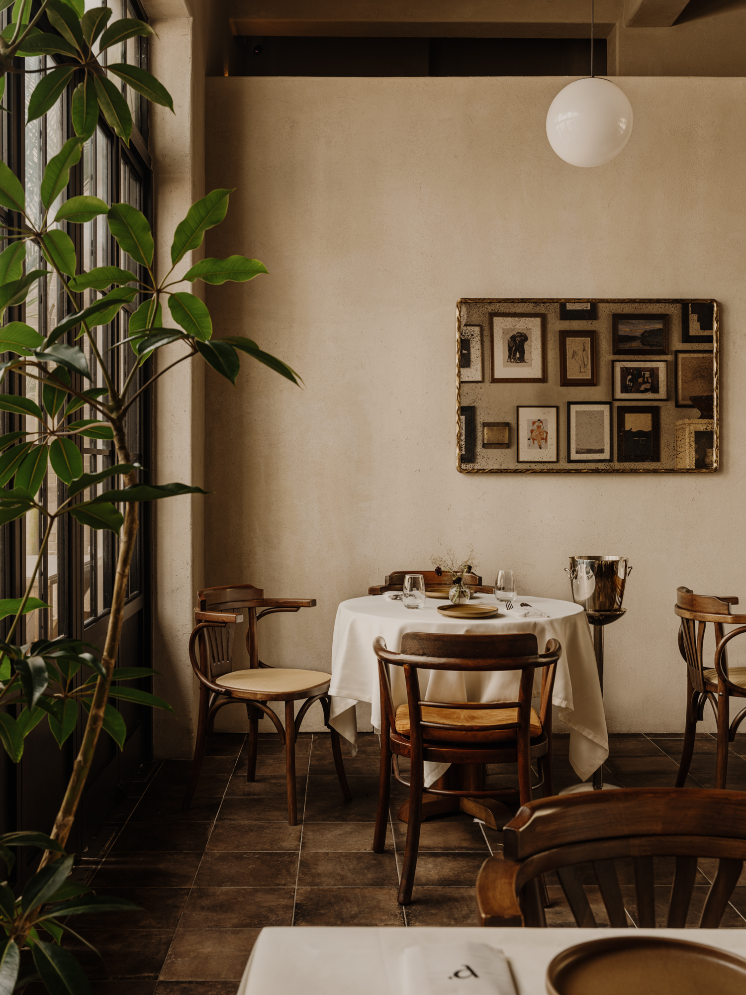 由于PAIX PiPi Hookan并非常见词汇，没有确切的对应翻译，可能是特定的名称，难以准确翻译丨中国广州丨尚壹扬设计（谢柯等8人）-21