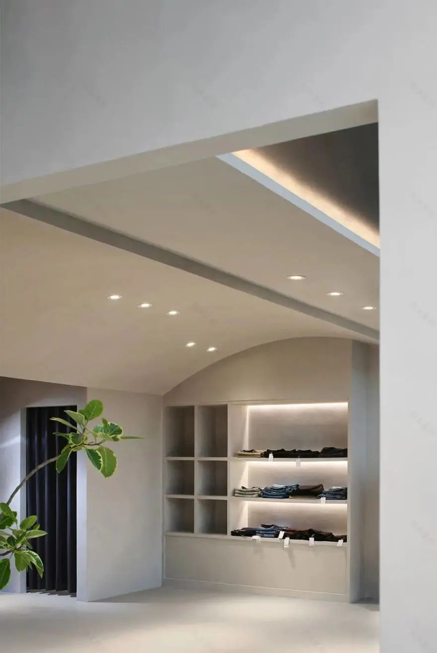 新概念女装店丨中国河北丨艾美空间设计-15