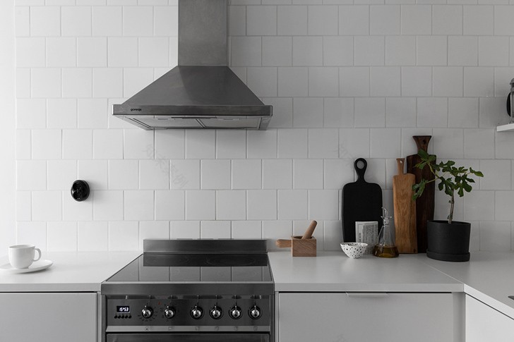 黑白对比打造 49 平米瑞典公寓时尚空间-13