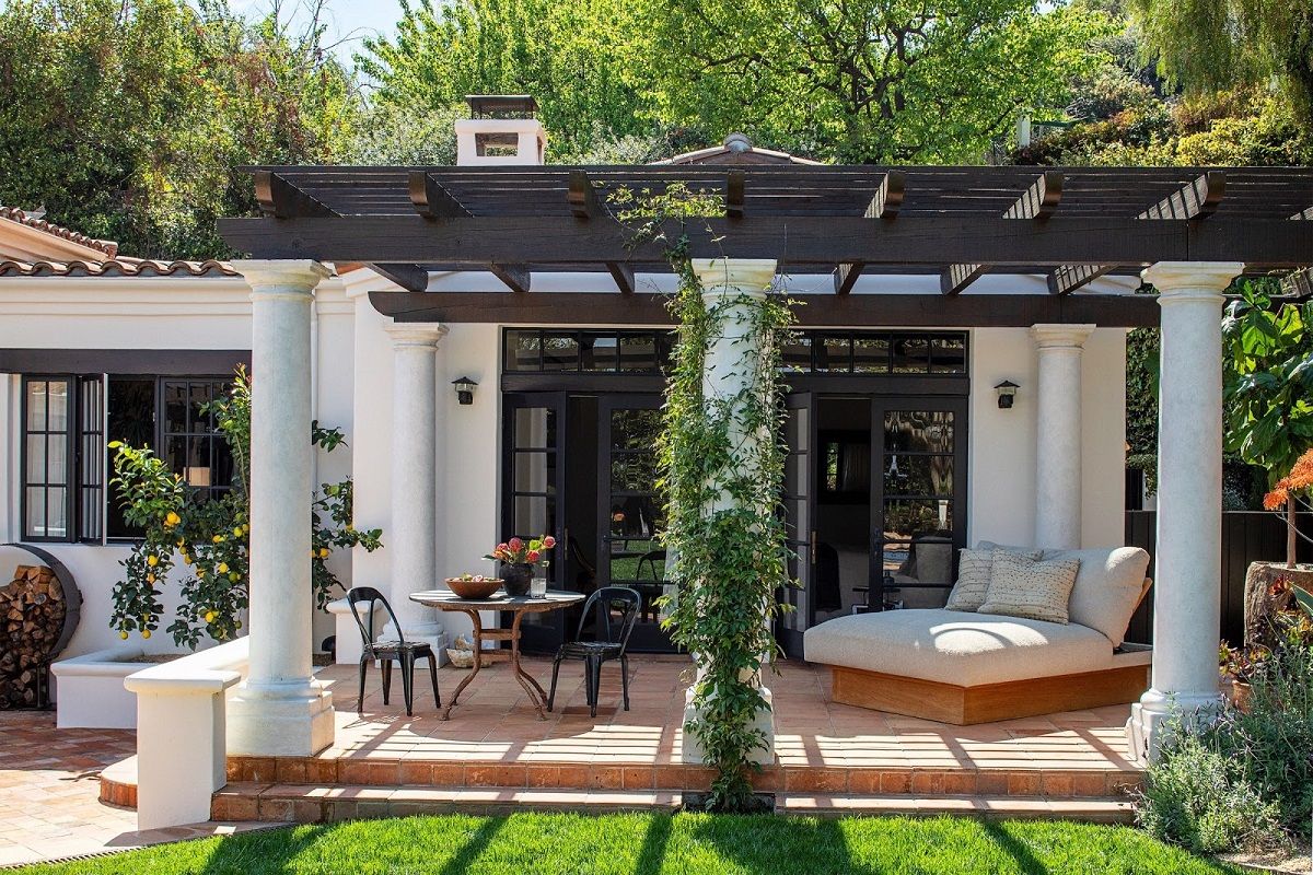 Kendall Jenner 的奢华艺术空间-1