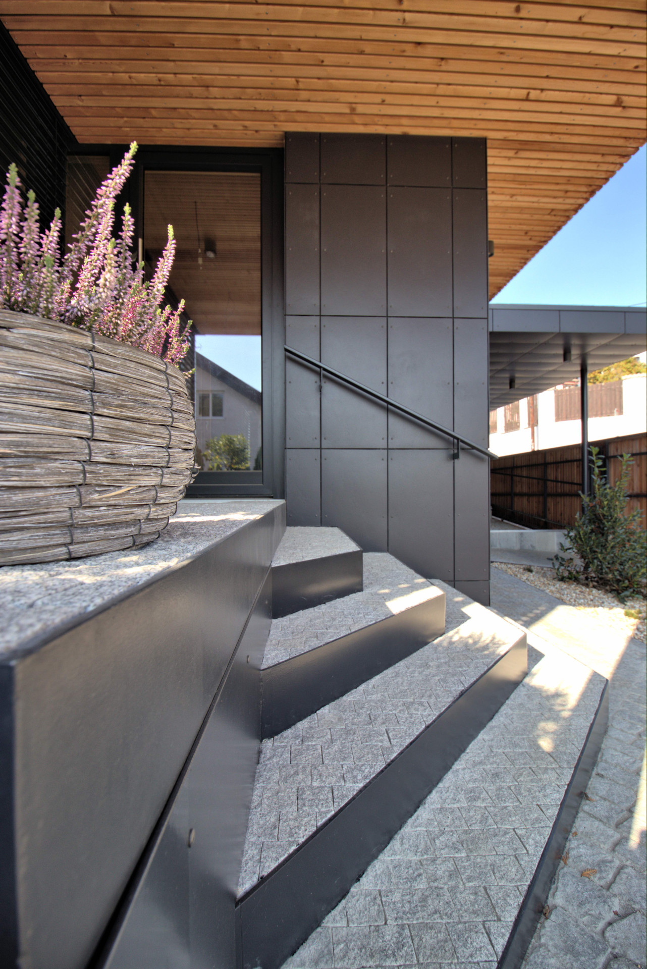 布拉迪斯拉发家庭住宅木结构建筑丨斯洛伐克布拉迪斯拉发丨MOLNÁR  PERÁČEK工作室-12