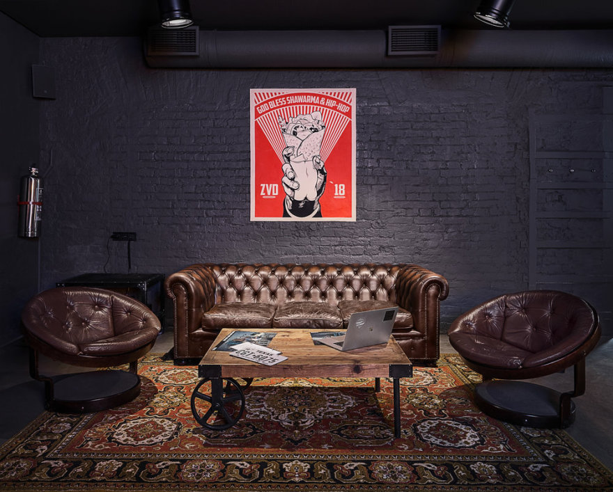 乌克兰基辅美式风格餐厅设计-13