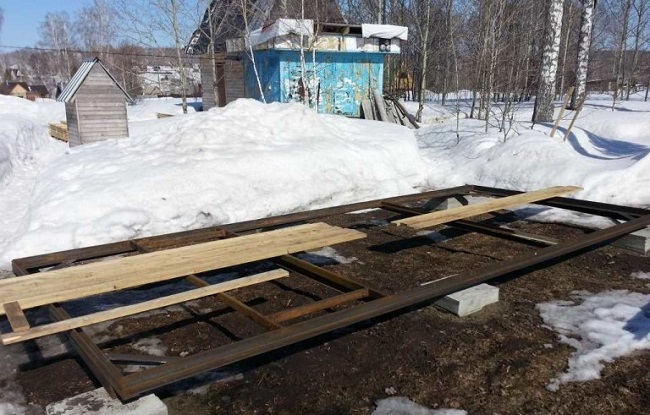 自建金属和木质的乡村储物棚-33