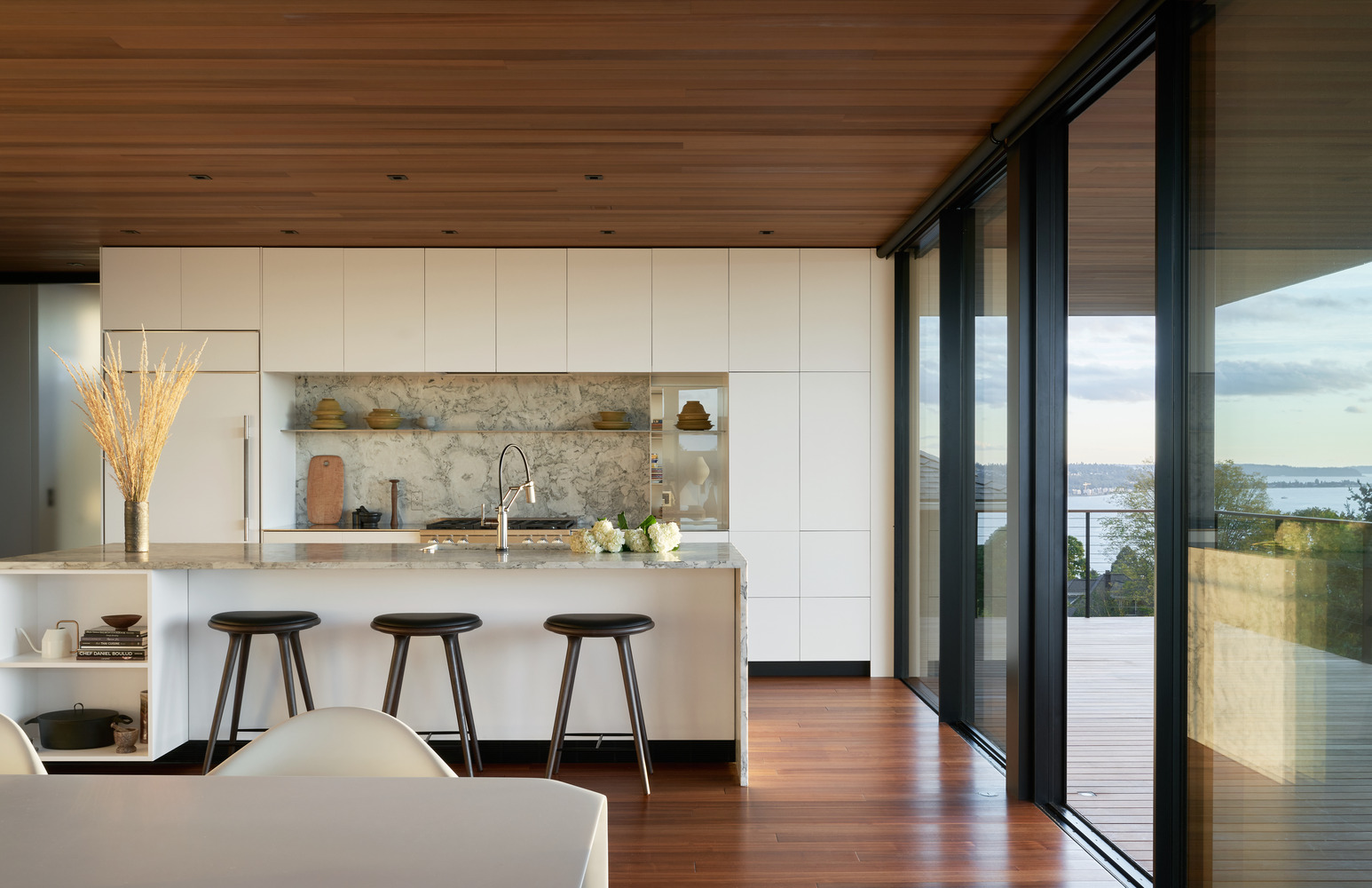 鲈鱼屋丨美国西雅图丨Chadbourne + Doss Architects-48