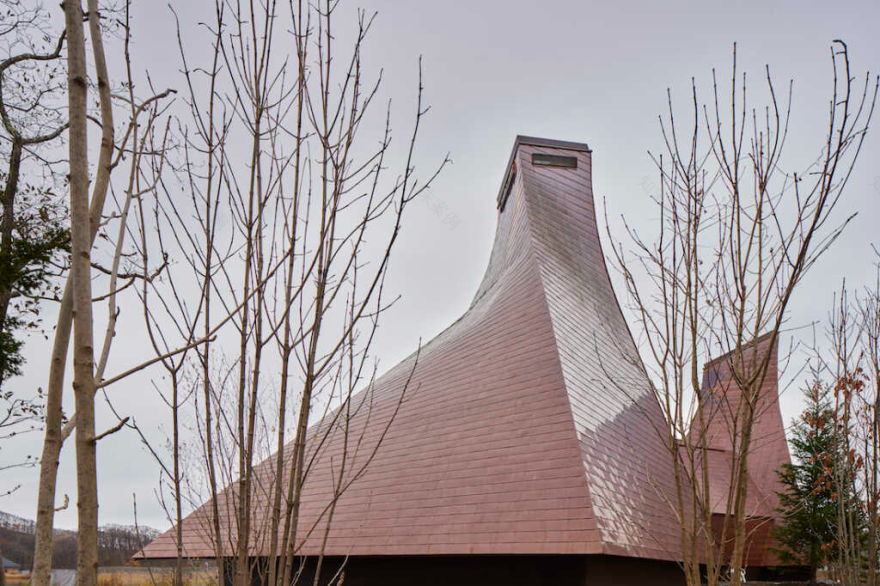 北海道白老町温泉酒店界波罗多丨中村拓志-11