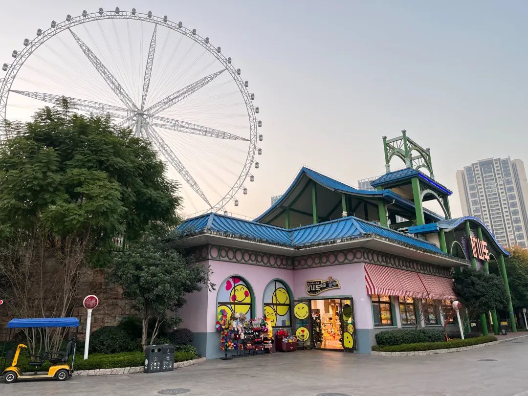 重庆欢乐谷 LUNA 小屋 · 甜酷风格商店设计丨中国重庆丨JD 集點设计工作室-8