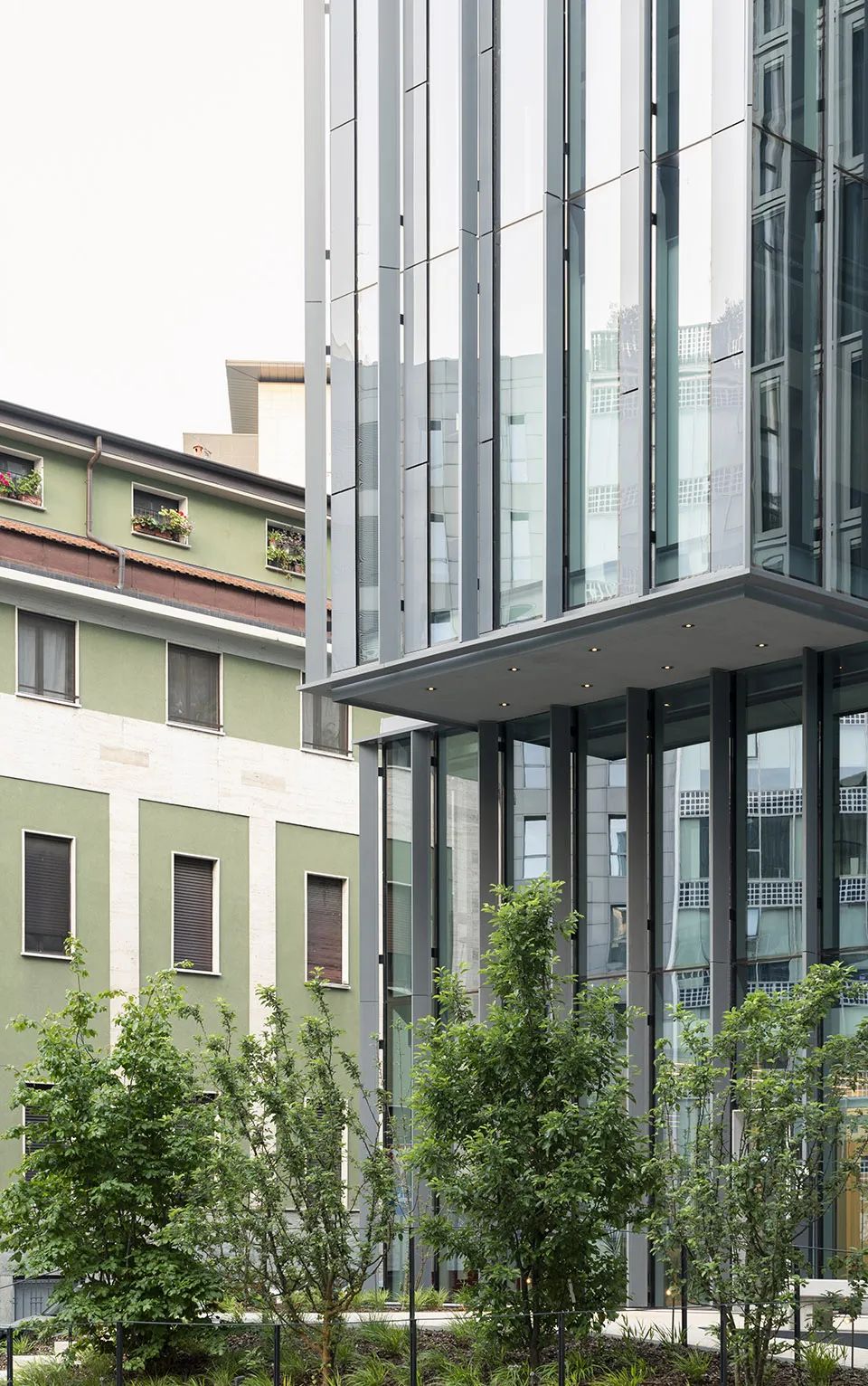 LYBRA办公综合体：亲自然的绿色中庭-24