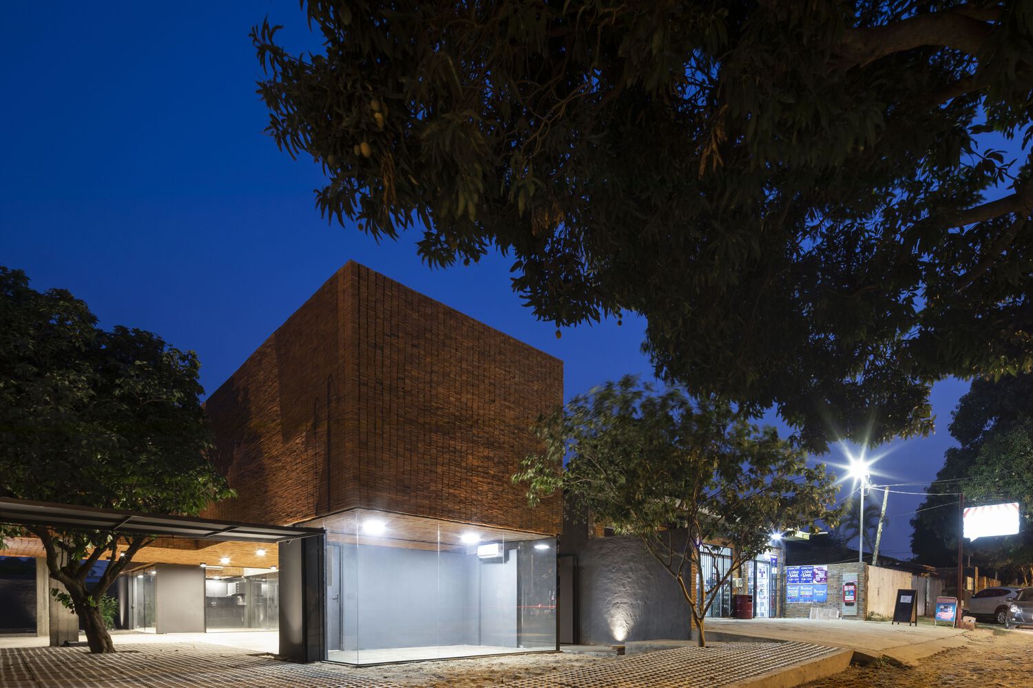 VU4B 之家丨TDA-48