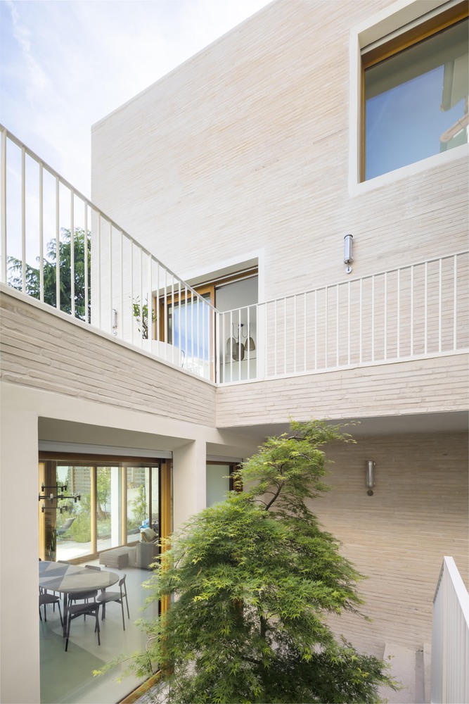 巴黎郊区独立住宅扩建丨法国巴黎丨Hemaa Architectes-10