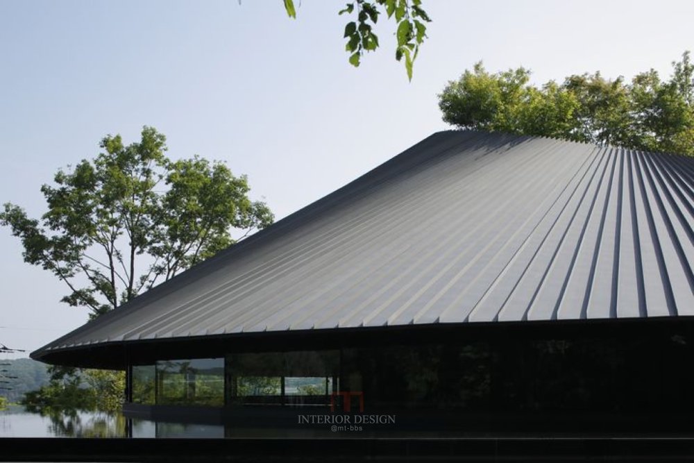 日本埼玉县湖滨墓地社区大厅-29