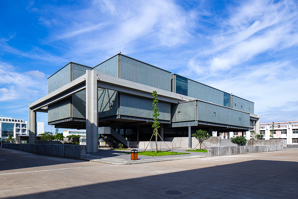 宁波柯力博物馆－混凝土框架与玻璃盒交响曲-26