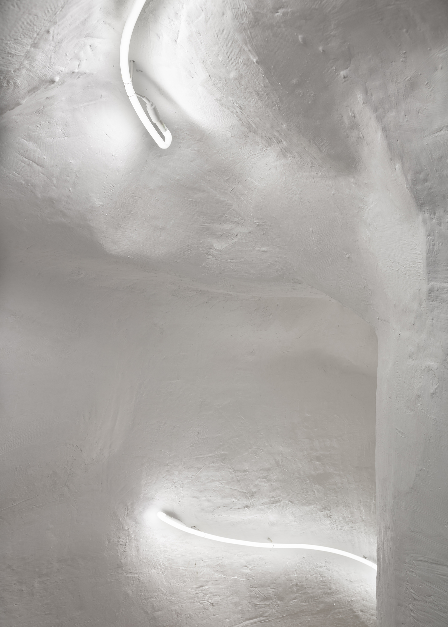 Selenite Dreams 临时展览丨瑞士丨BUREAU-33