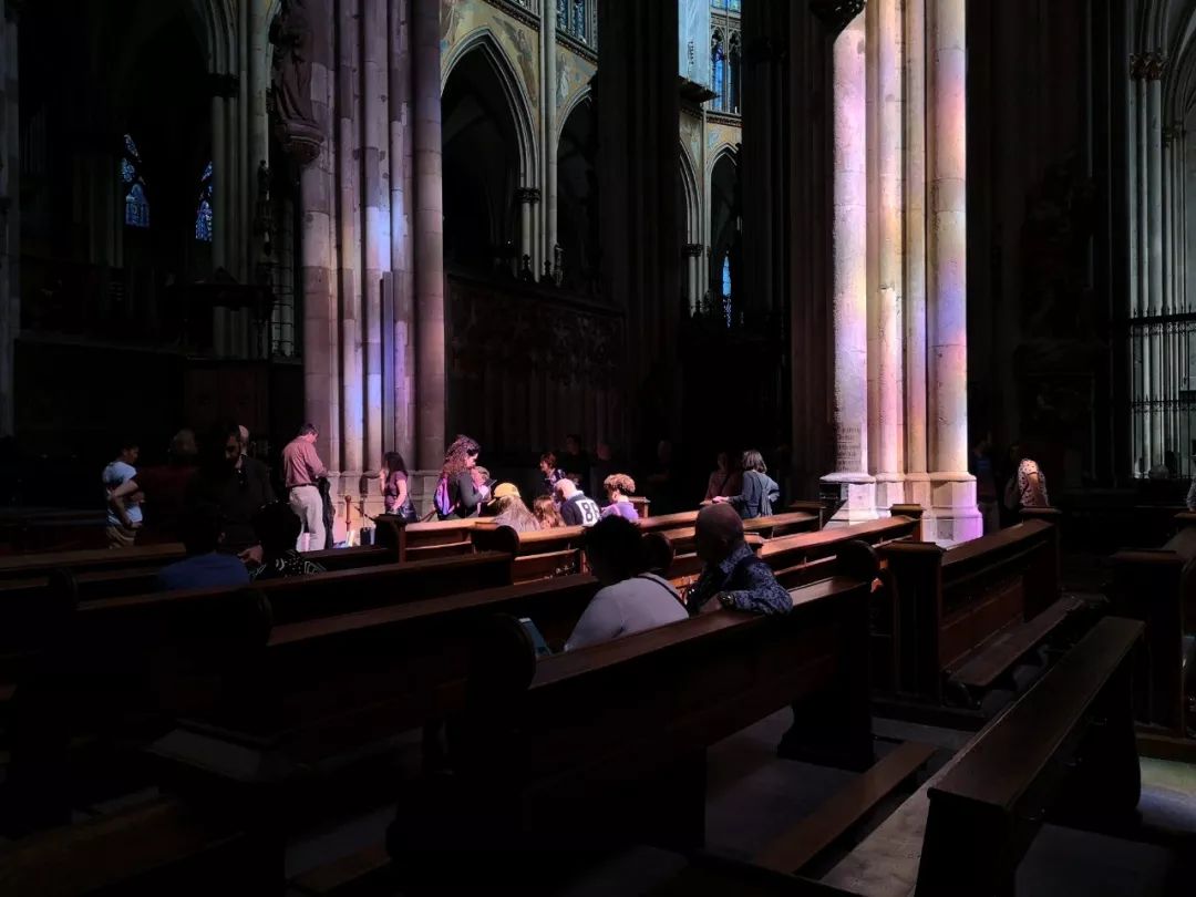 见筑l经典、传统、革新：“老中青”三代教堂大PK-22