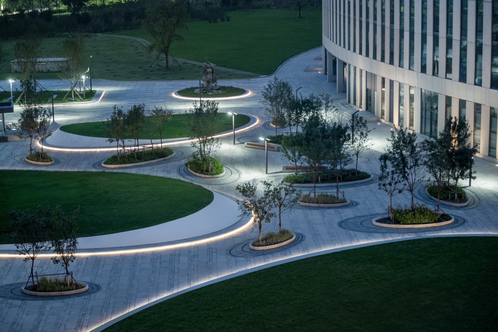 建筑“融于”景观·沈阳材料科学国家研究中心生长之园丨中国沈阳丨日本鹿岛建设株式会社,中国中建设计集团,R  land北京源树景观-37