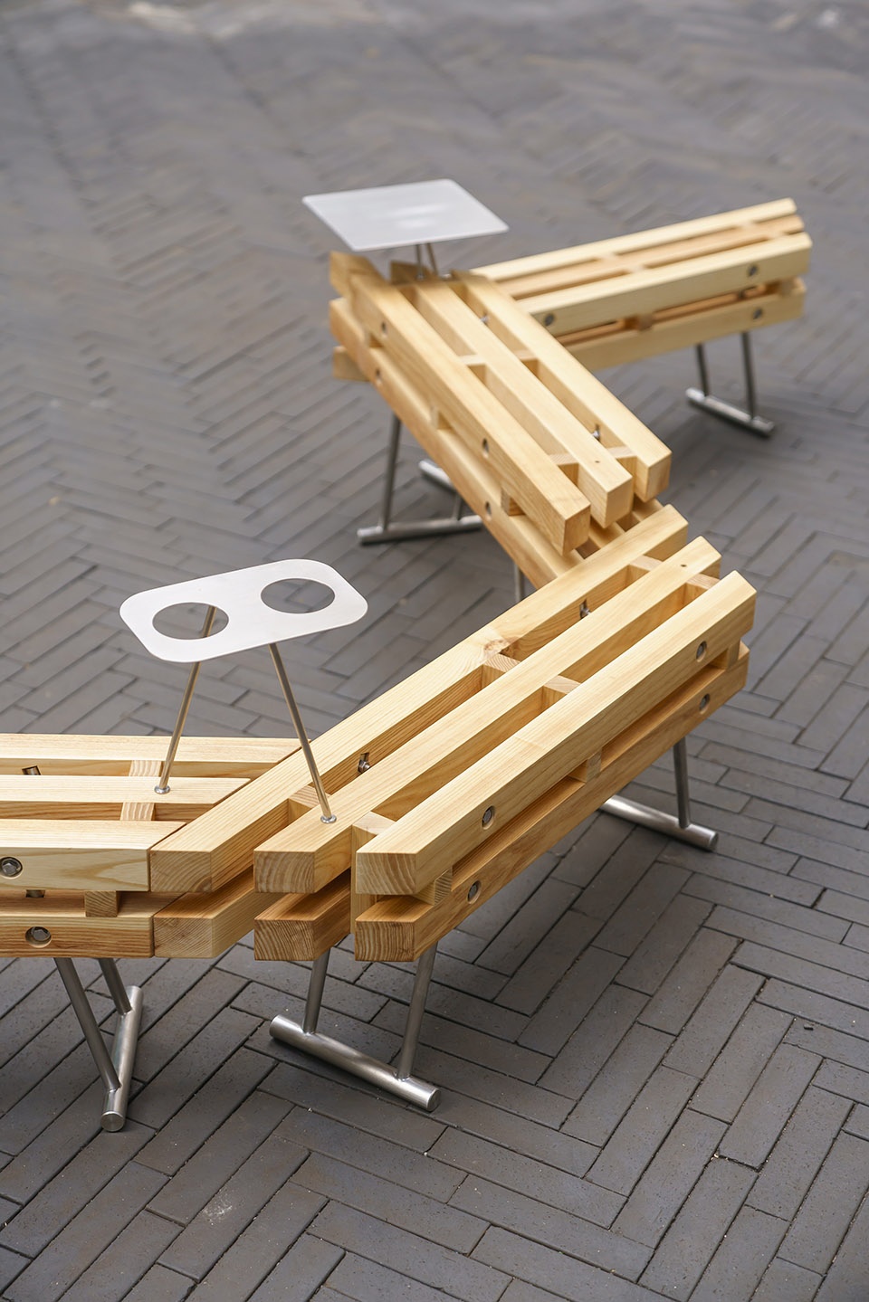 “连里枝”长椅丨中国香港丨纳研作室-31