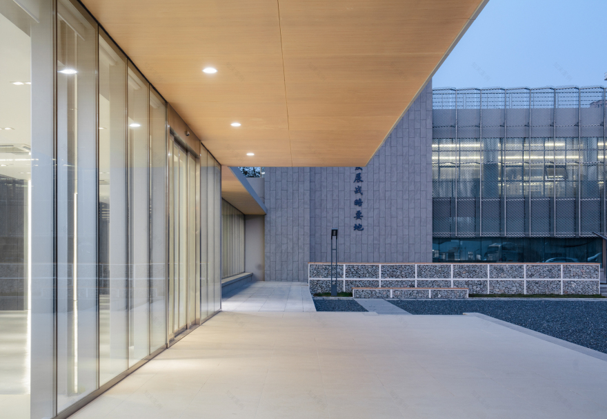 Renovation of the Headquaters of Yantai Marine Economic Innovation Zone / SHUISHI-53