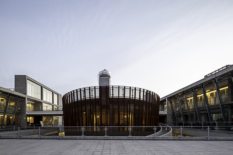 智利圣地亚哥贫困社区新市政厅建筑-33