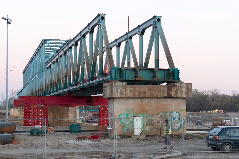 诺维萨德临时桥（博什科·佩罗舍维奇桥）拆除项目-25