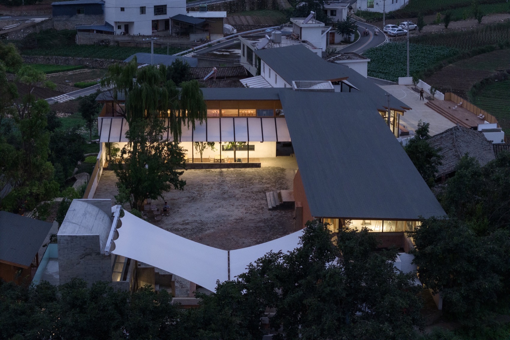 在遗址中的建造 · 联合村社区中心丨中国攀枝花丨合造社建筑设计事务所-32