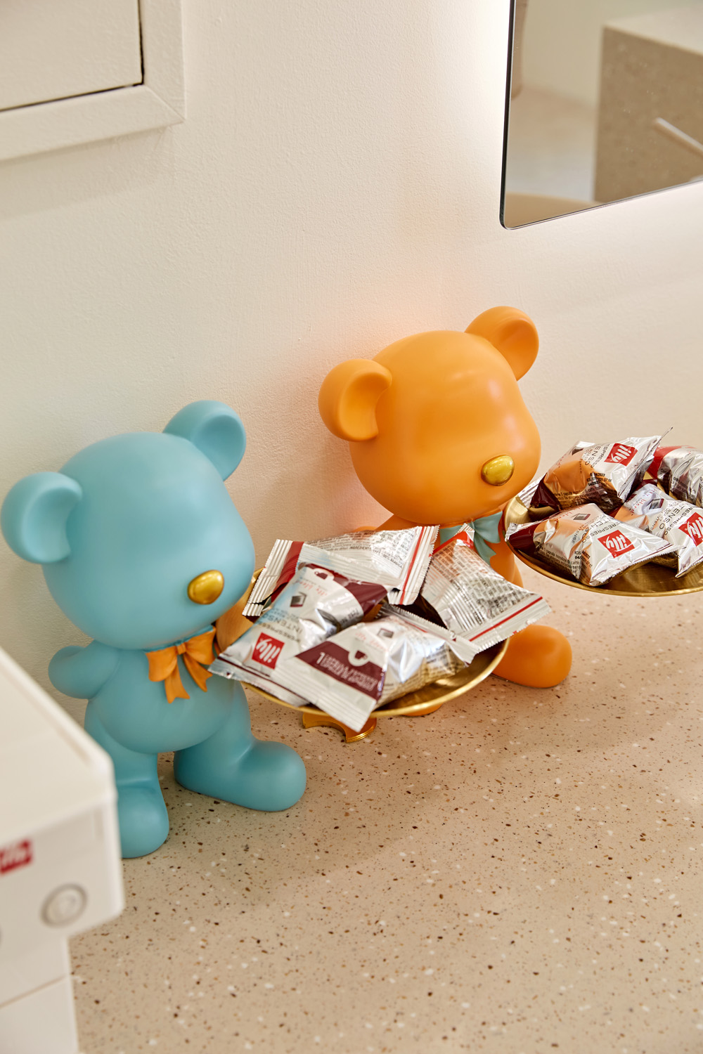 白色与混凝土的完美融合 | 9 坪小空间的精致室内设计-15