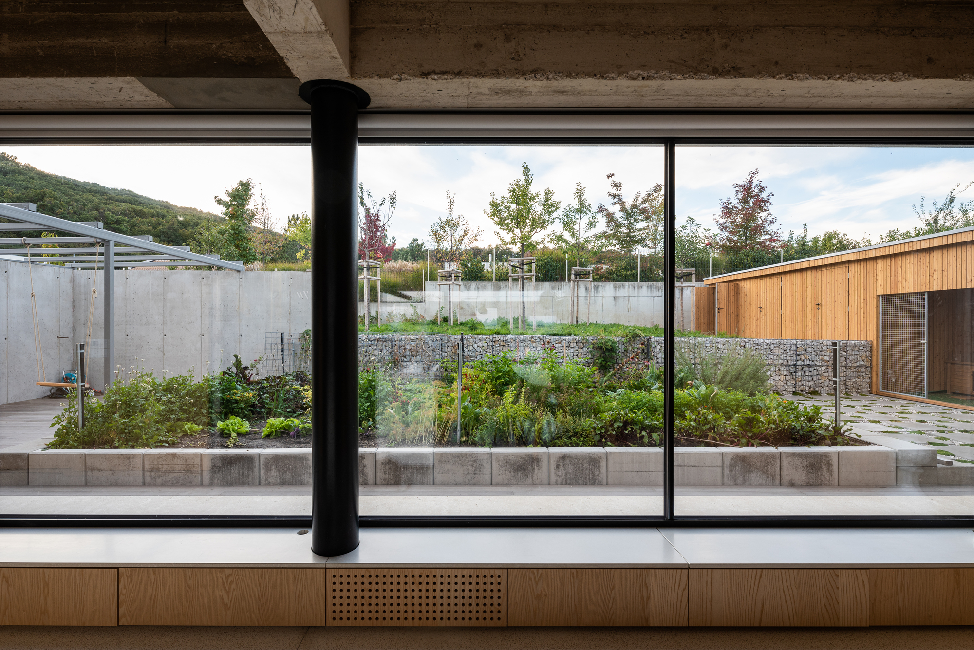 适合有宠物的家庭的房子丨斯洛伐克布拉迪斯拉发丨Sadovsky & Architects-17