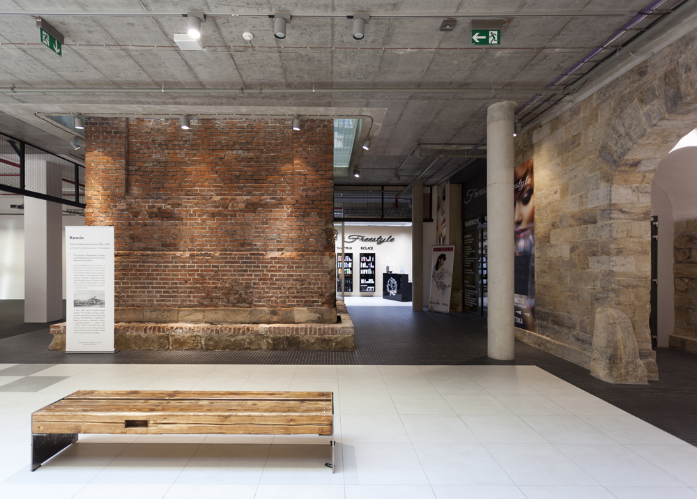 Decin 啤酒厂购物中心-27