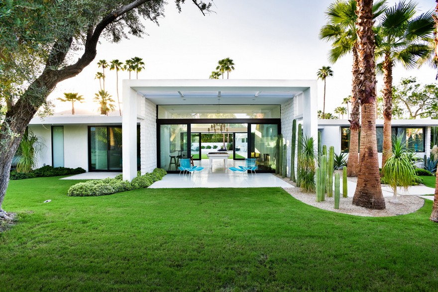 Rare Modernist Home Gets Restored and Updated-12