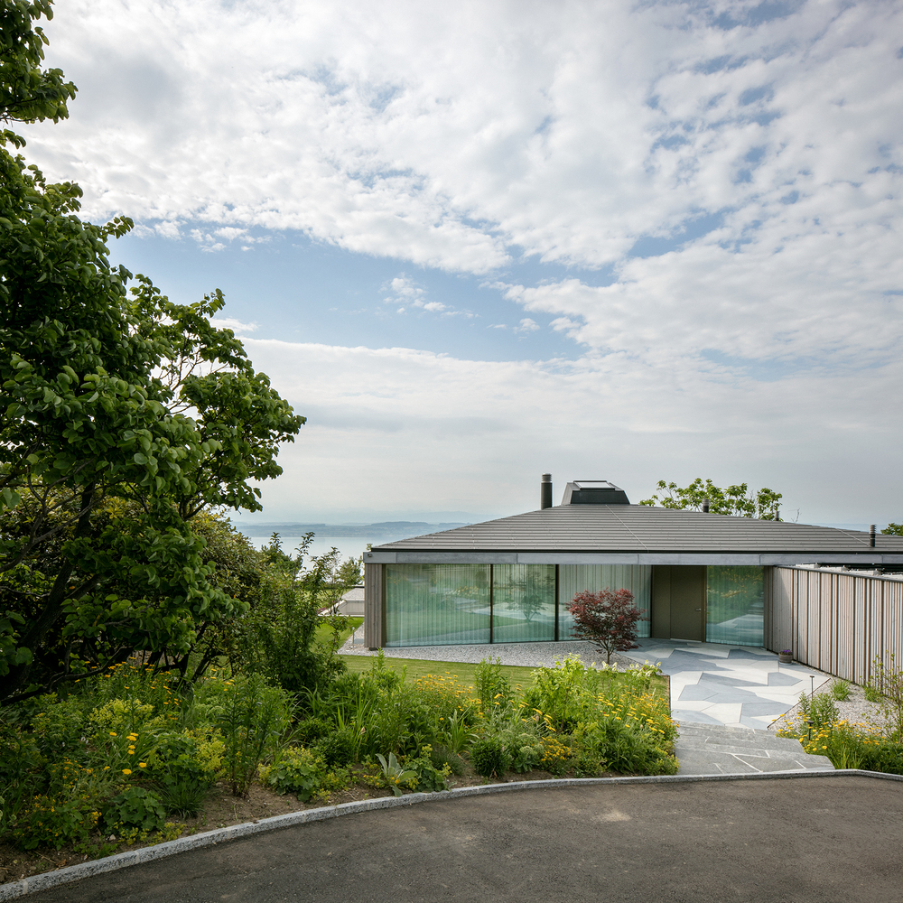 瑞士 Hauterive 湖畔混凝土与玻璃的现代住宅-79