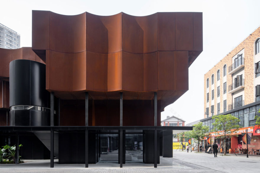 APM Gallery In Haikou Gaoxingli / Dazhou And Associates-2