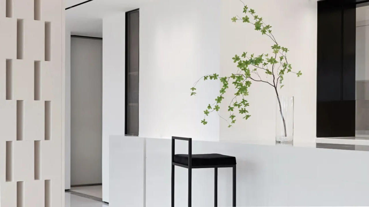 星河山海半岛顶层会所 | 黑与白的极简平衡之道-47