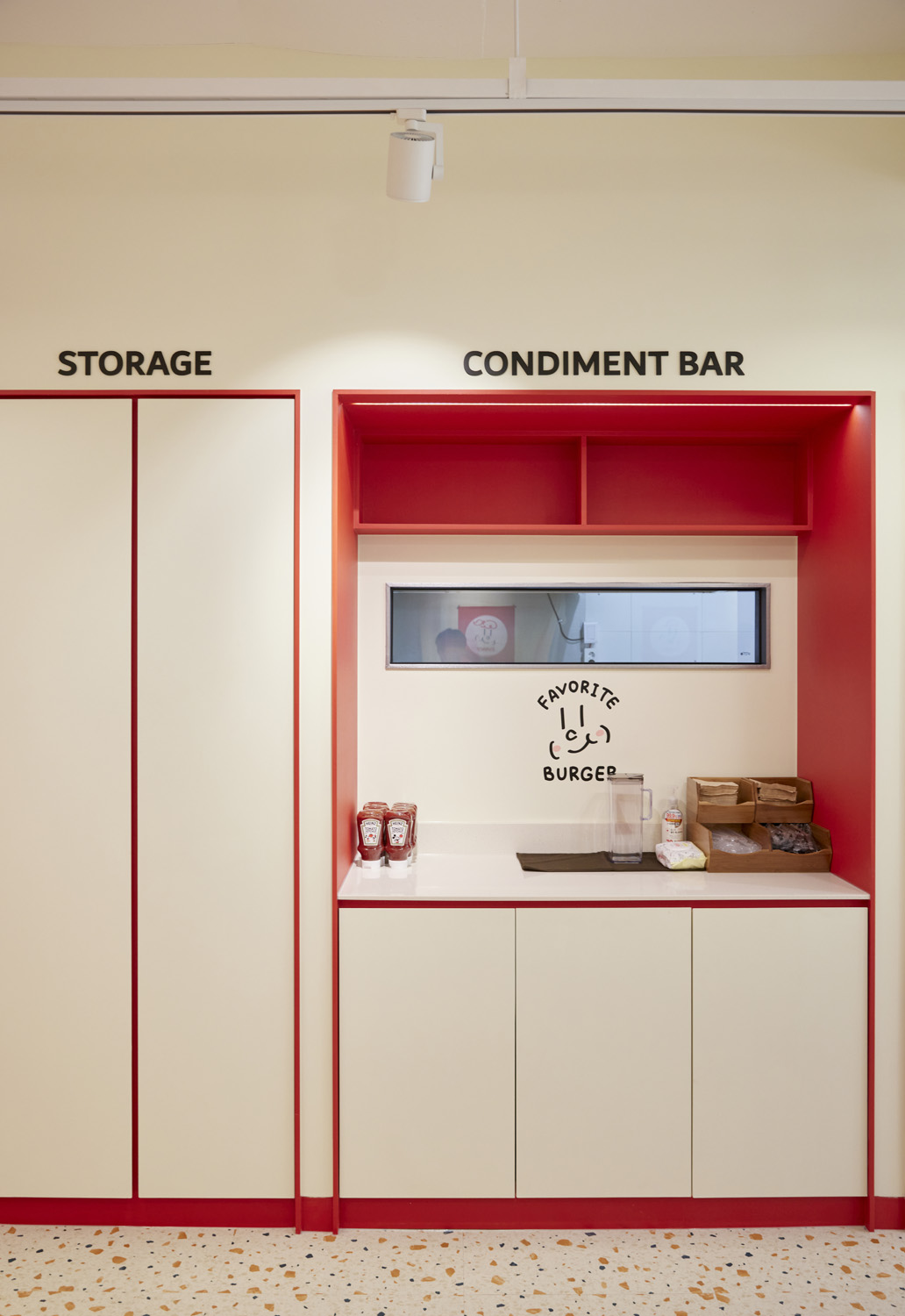 红色点缀，17 分贝的宁静空间-18