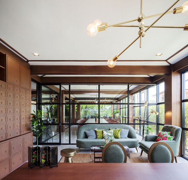 现代桑普兰,王舞会办公室-10