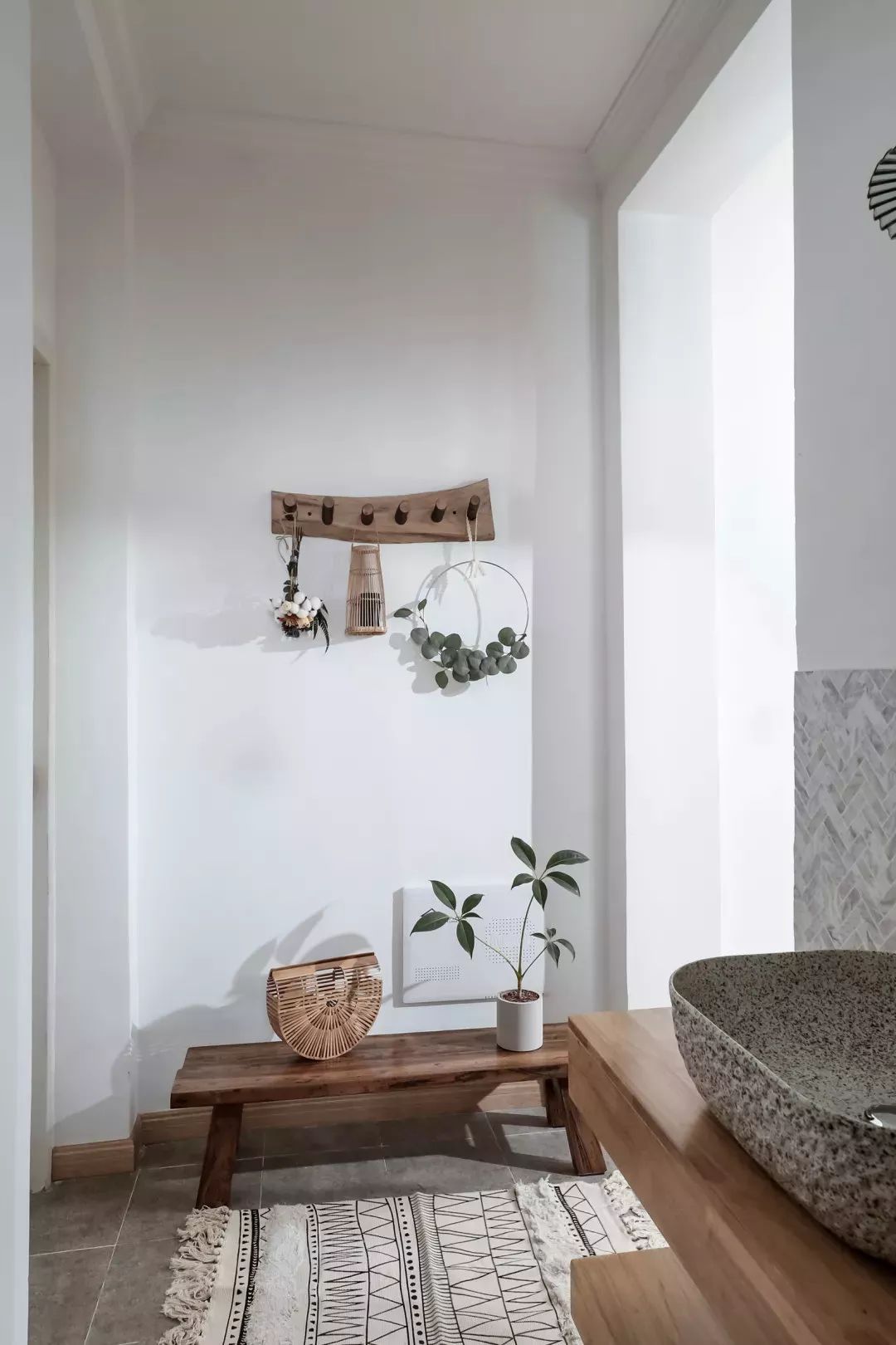 60㎡日式北欧风小户型 | 自然禅意与简约艺术的完美融合-2