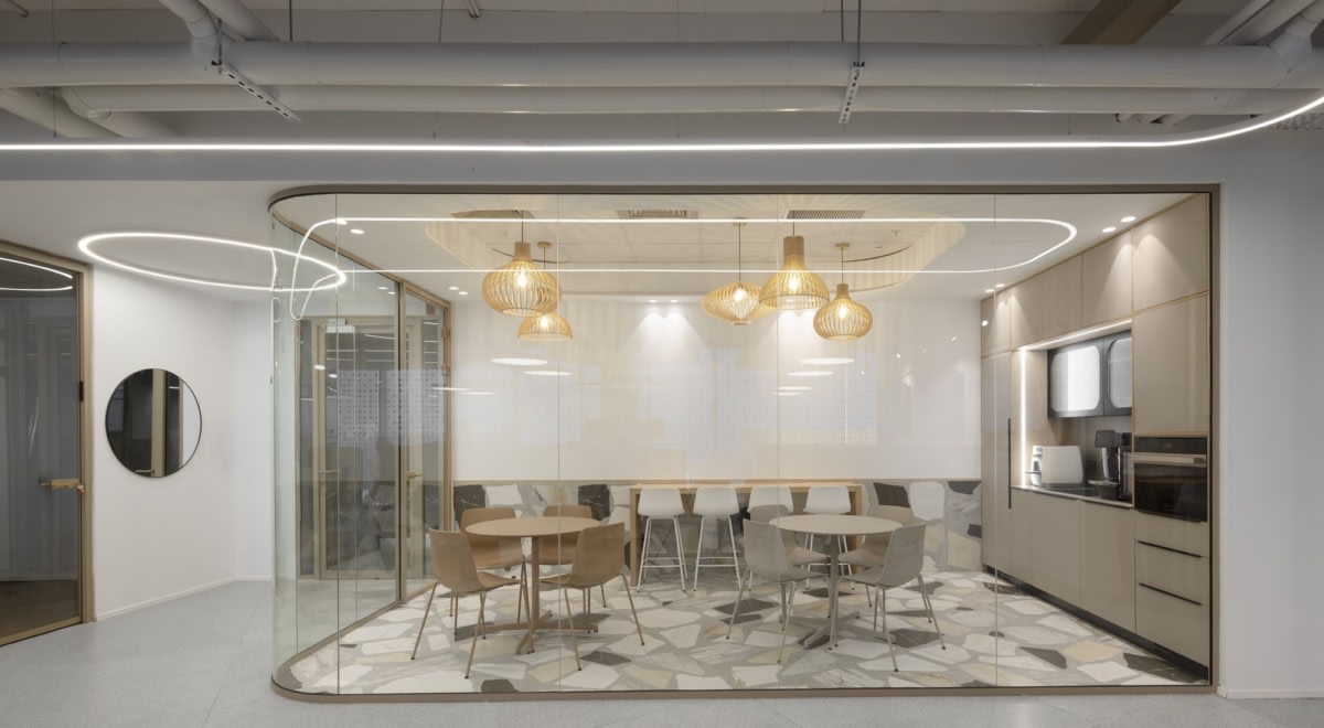 比亚迪办公室丨A.R. Grinberg Architects-16