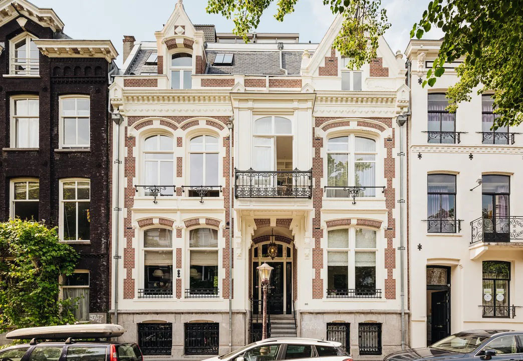 阿姆斯特丹运河公寓的自然极简设计-3