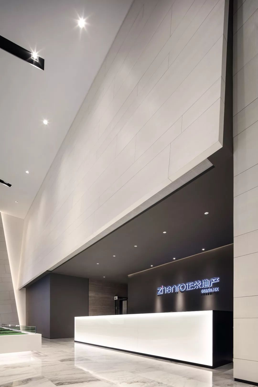 几何律动中的莆田正荣销售中心-12